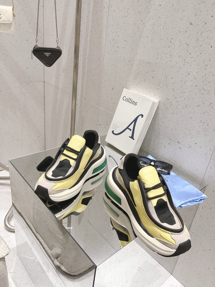 Pra*a brushed leather sneaker