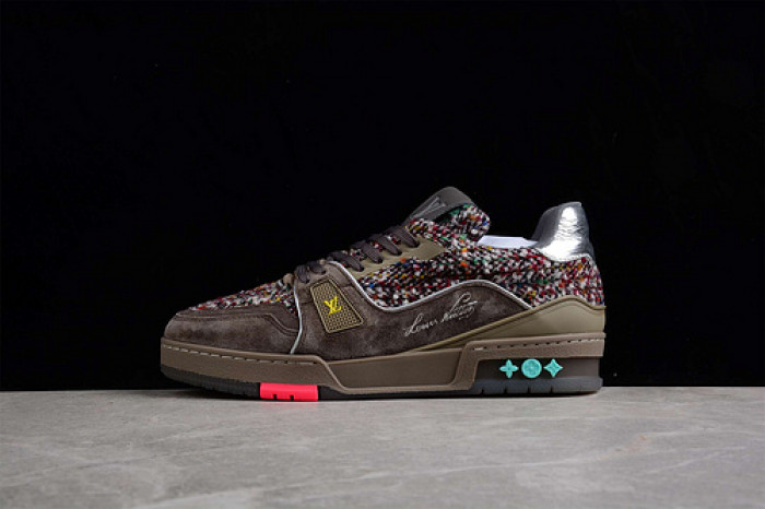 LV TRAINER SNEAKER LOW