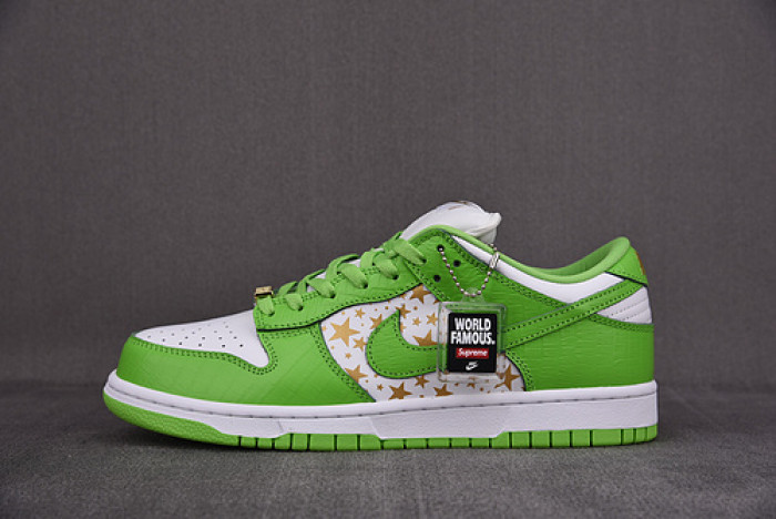 nike sb dunk low S*pre* stars mean green (2021) dh3228-101